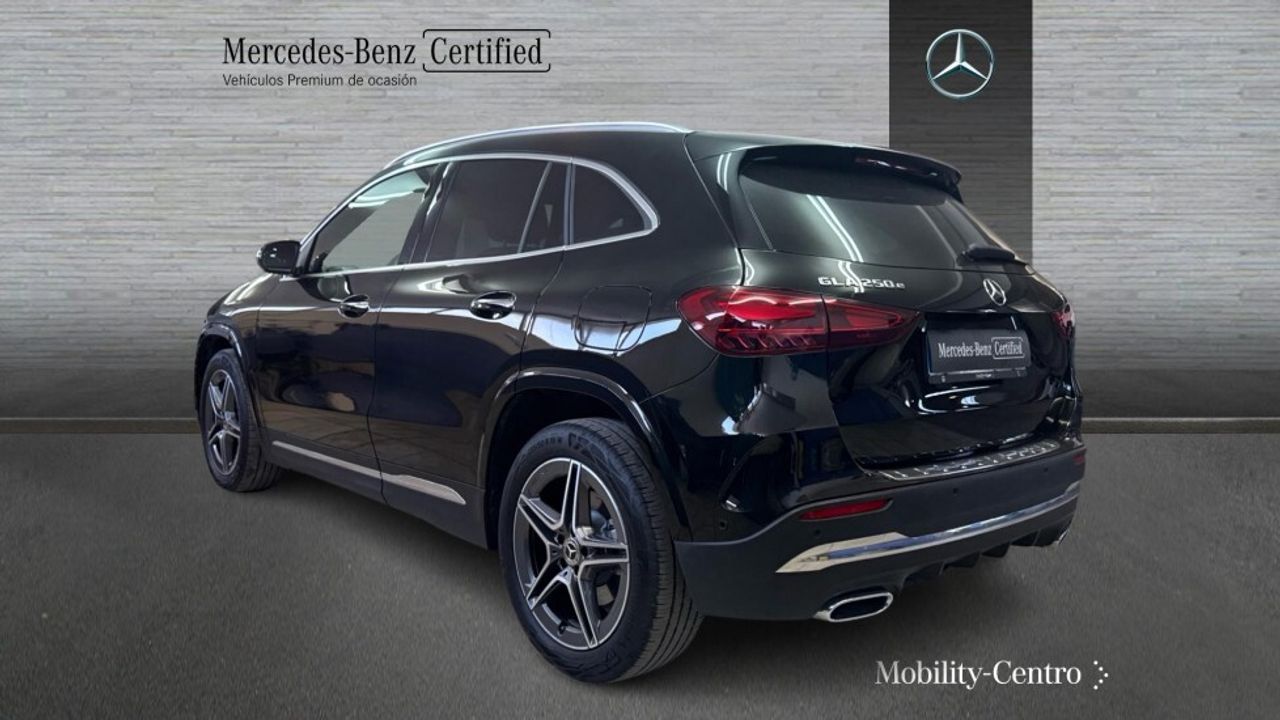 mercedes-benz-gla-250-e-con-tecnologia-hibrida-eq-imagen-3