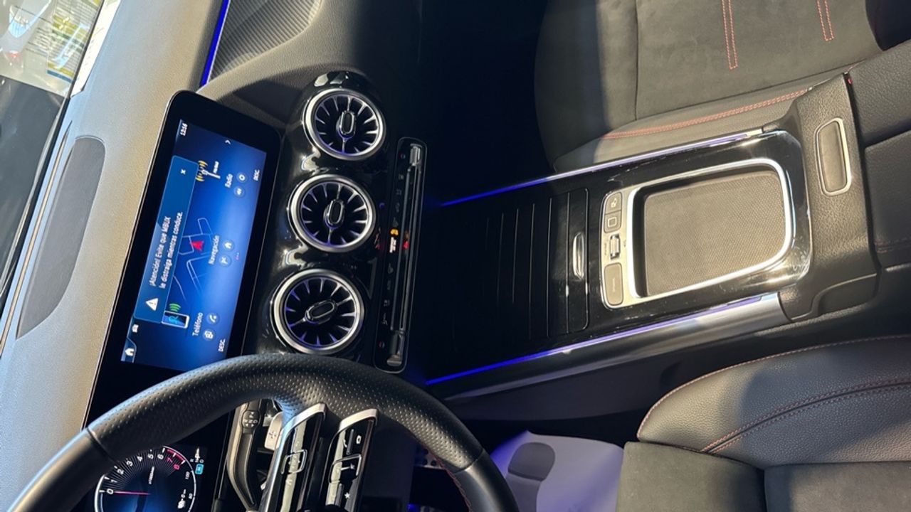 mercedes-benz-gla-250-e-con-tecnologia-hibrida-eq-imagen-20