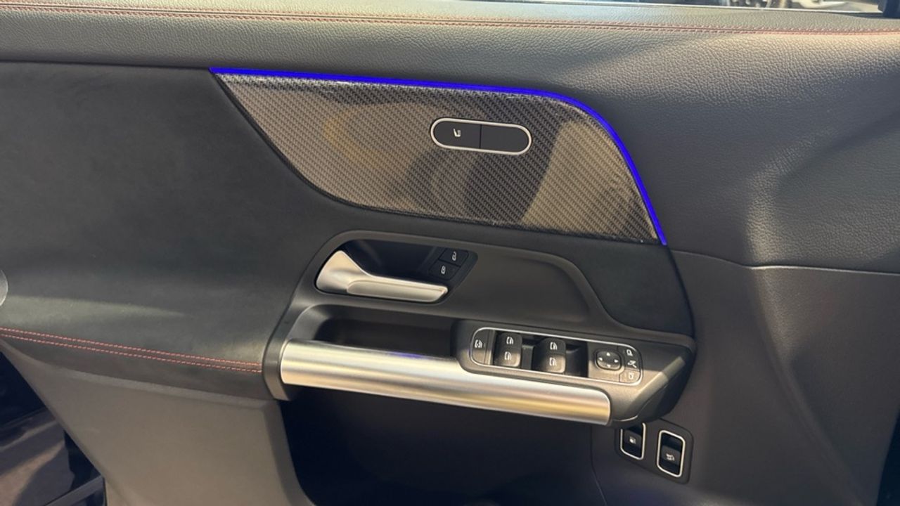 mercedes-benz-gla-250-e-con-tecnologia-hibrida-eq-imagen-21