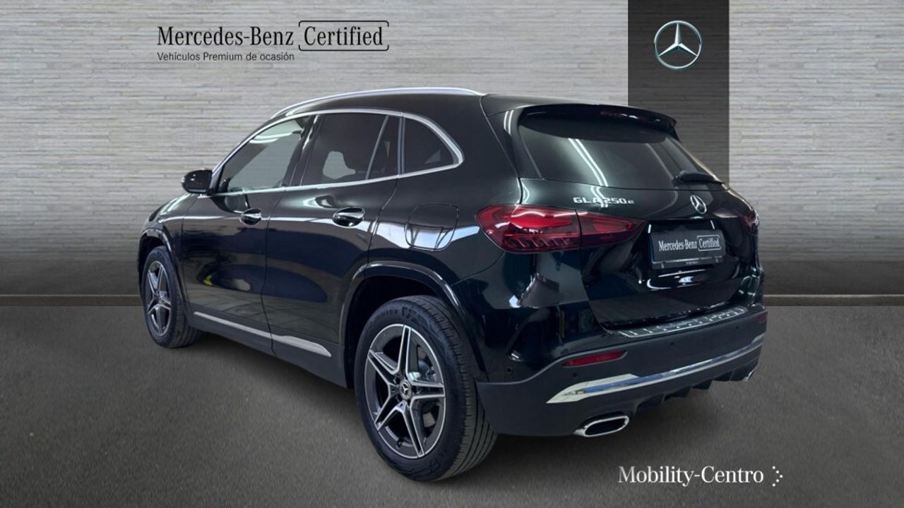 mercedes-benz-gla-250-e-con-tecnologia-hibrida-eq-imagen-3