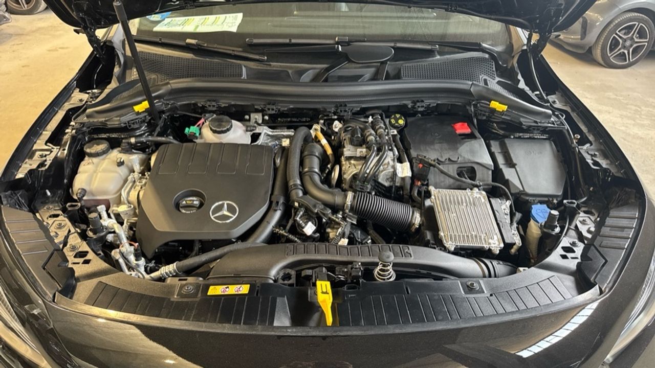 mercedes-benz-gla-250-e-con-tecnologia-hibrida-eq-imagen-15