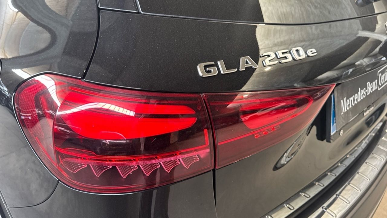 mercedes-benz-gla-250-e-con-tecnologia-hibrida-eq-imagen-23