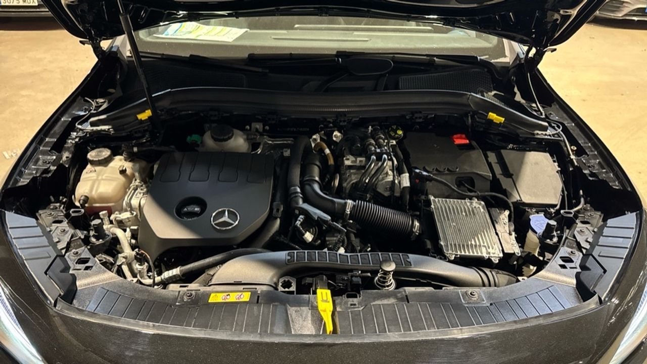 mercedes-benz-gla-250-e-con-tecnologia-hibrida-eq-imagen-15
