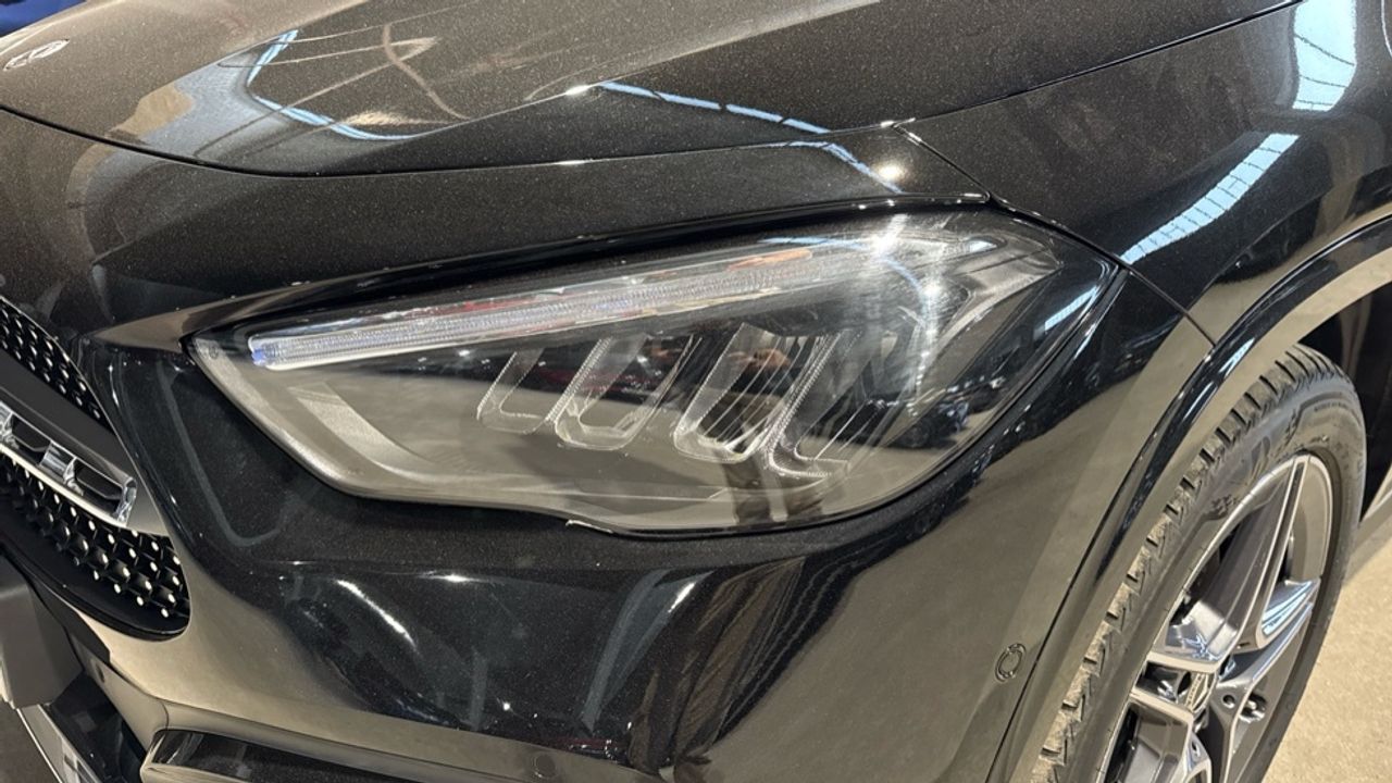 mercedes-benz-gla-250-e-con-tecnologia-hibrida-eq-imagen-13