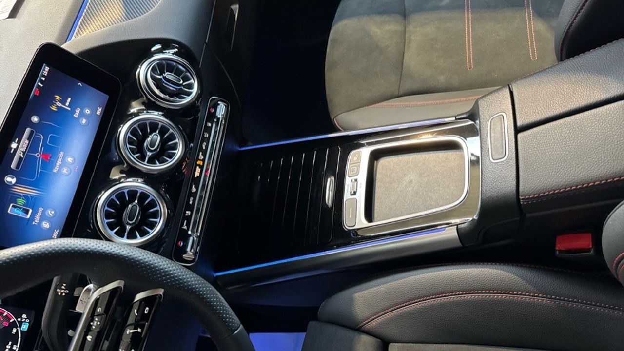 mercedes-benz-gla-250-e-con-tecnologia-hibrida-eq-imagen-21