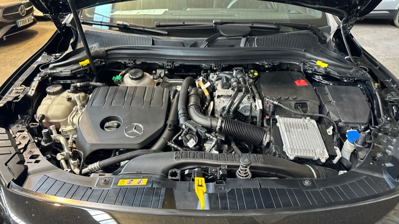 mercedes-benz-gla-250-e-con-tecnologia-hibrida-eq-imagen-15