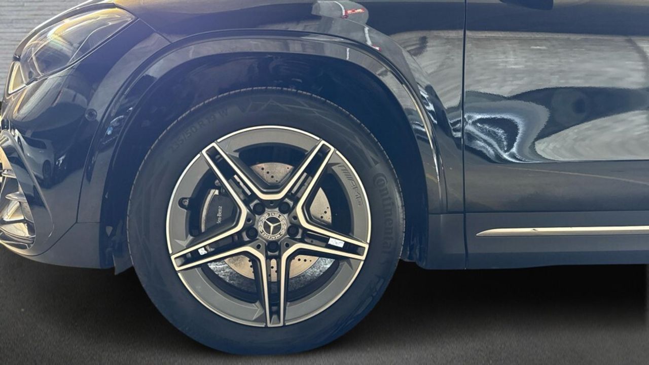 mercedes-benz-gla-250-e-amg-line-imagen-4