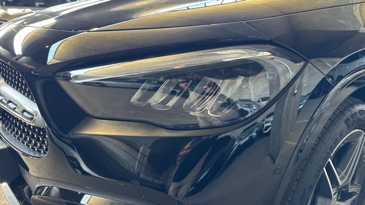mercedes-benz-gla-250-e-amg-line-imagen-13
