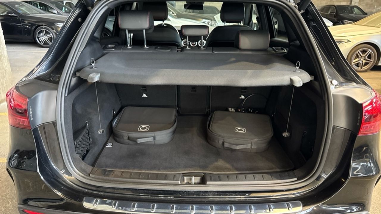 mercedes-benz-gla-250-e-amg-line-imagen-12