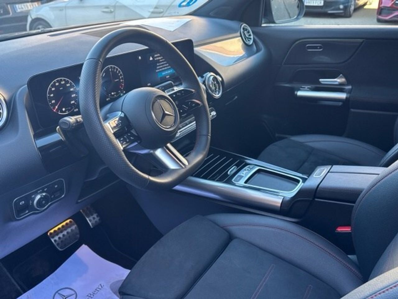 mercedes-benz-gla-250-e-con-tecnologia-hibrida-eq-imagen-8