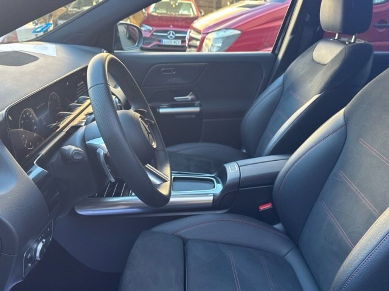 mercedes-benz-gla-250-e-con-tecnologia-hibrida-eq-imagen-9