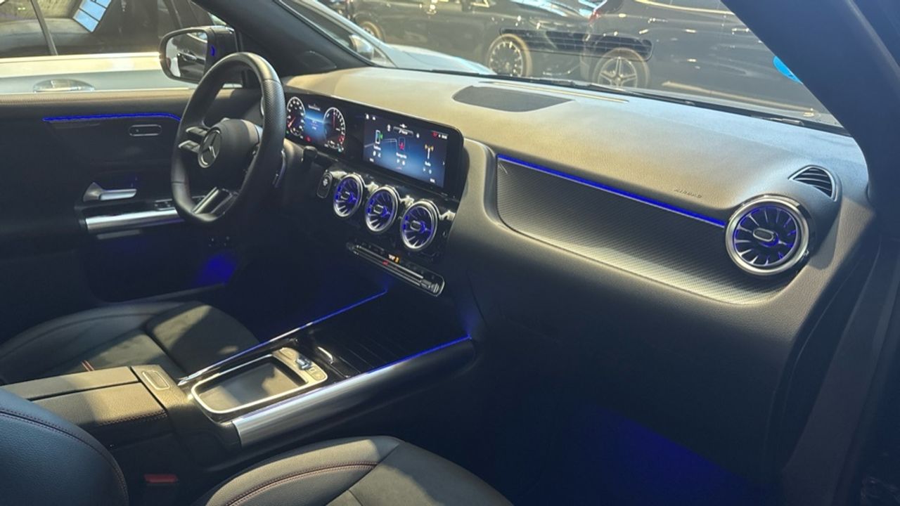 mercedes-benz-gla-250-e-con-tecnologia-hibrida-eq-imagen-9
