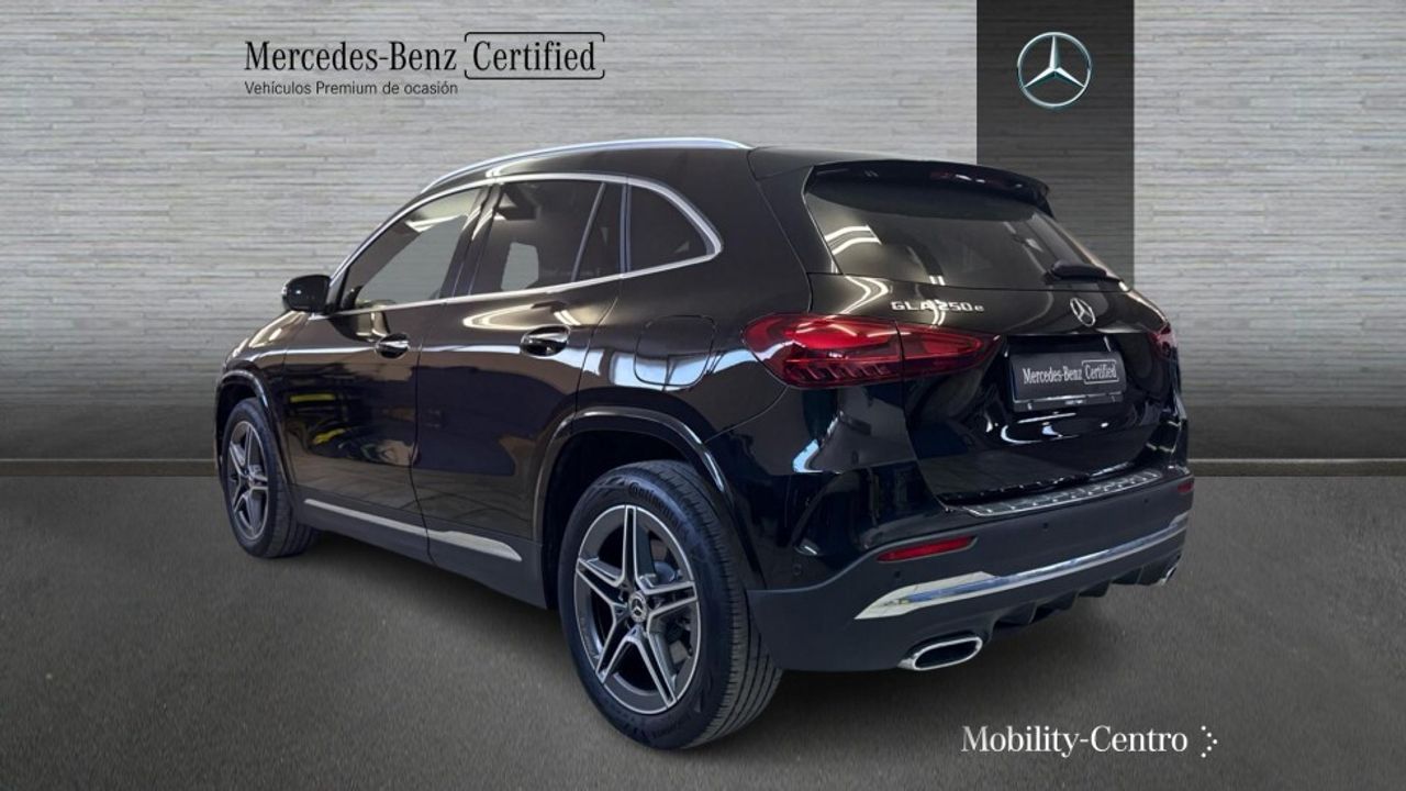 mercedes-benz-gla-250-e-con-tecnologia-hibrida-eq-imagen-3