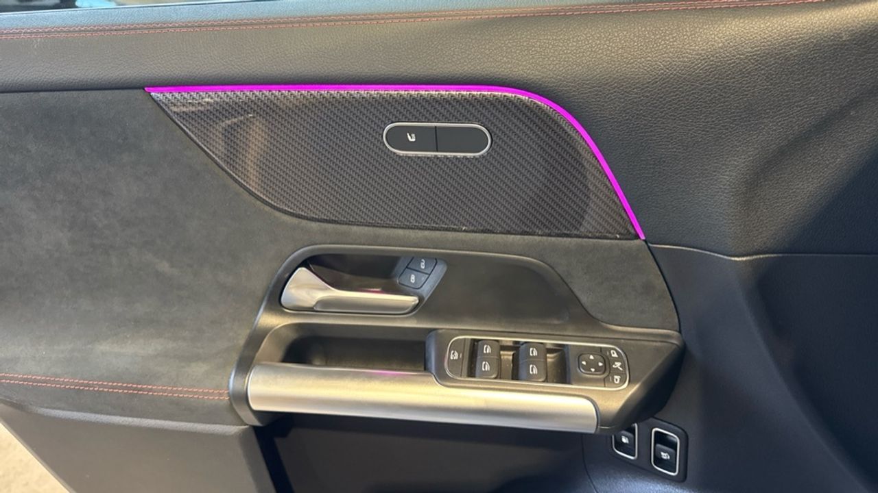 mercedes-benz-gla-250-e-con-tecnologia-hibrida-eq-imagen-21