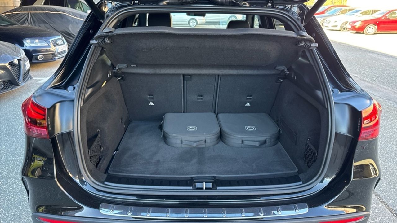 mercedes-benz-gla-250-e-con-tecnologia-hibrida-eq-imagen-12