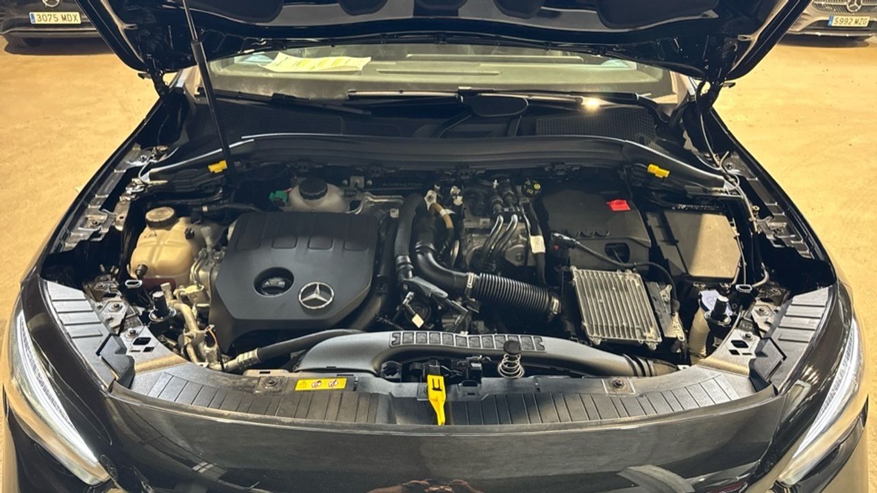 mercedes-benz-gla-250-e-con-tecnologia-hibrida-eq-imagen-15