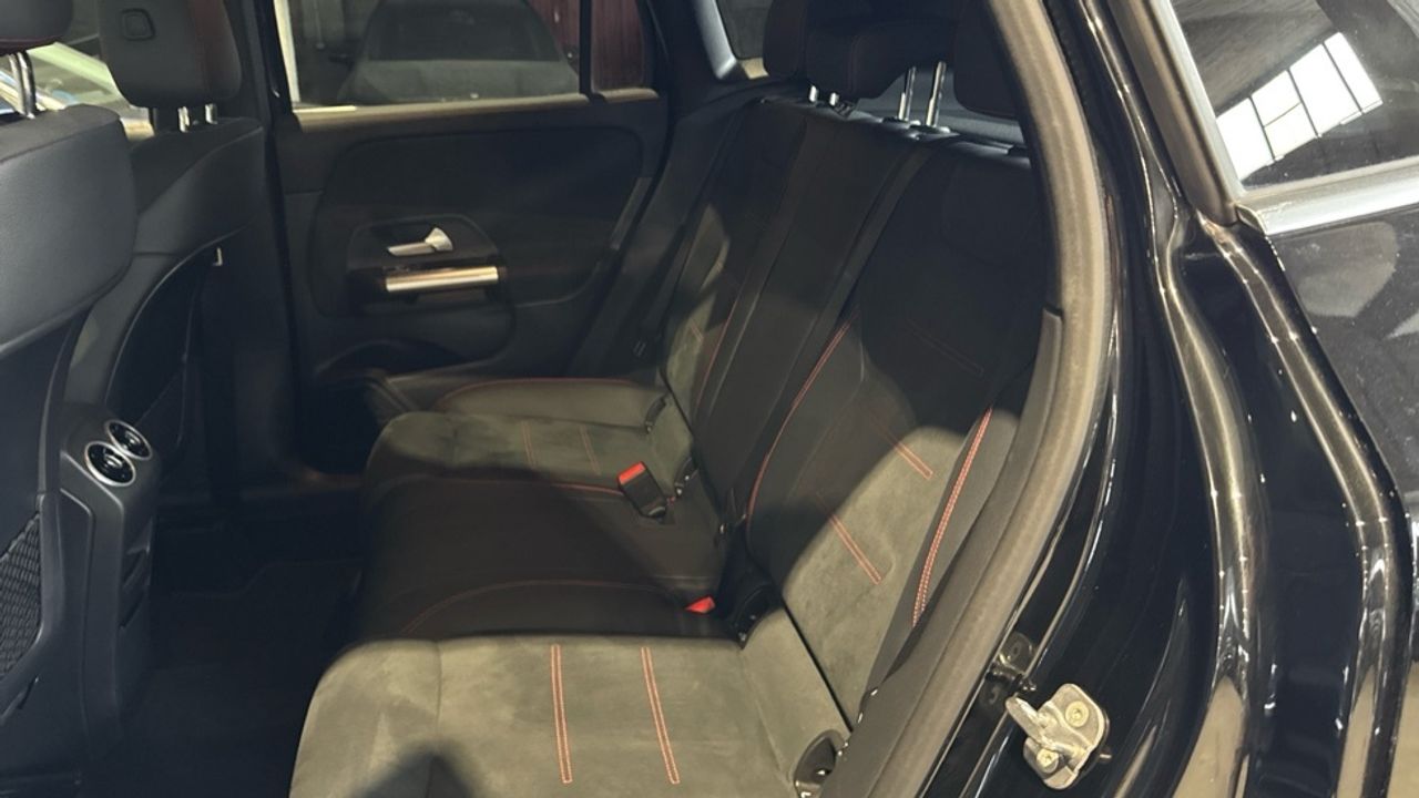 mercedes-benz-gla-250-e-con-tecnologia-hibrida-eq-imagen-10