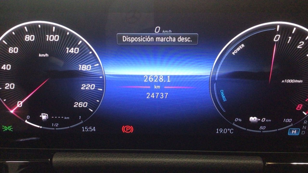 mercedes-benz-gla-250-e-con-tecnologia-hibrida-eq-imagen-23
