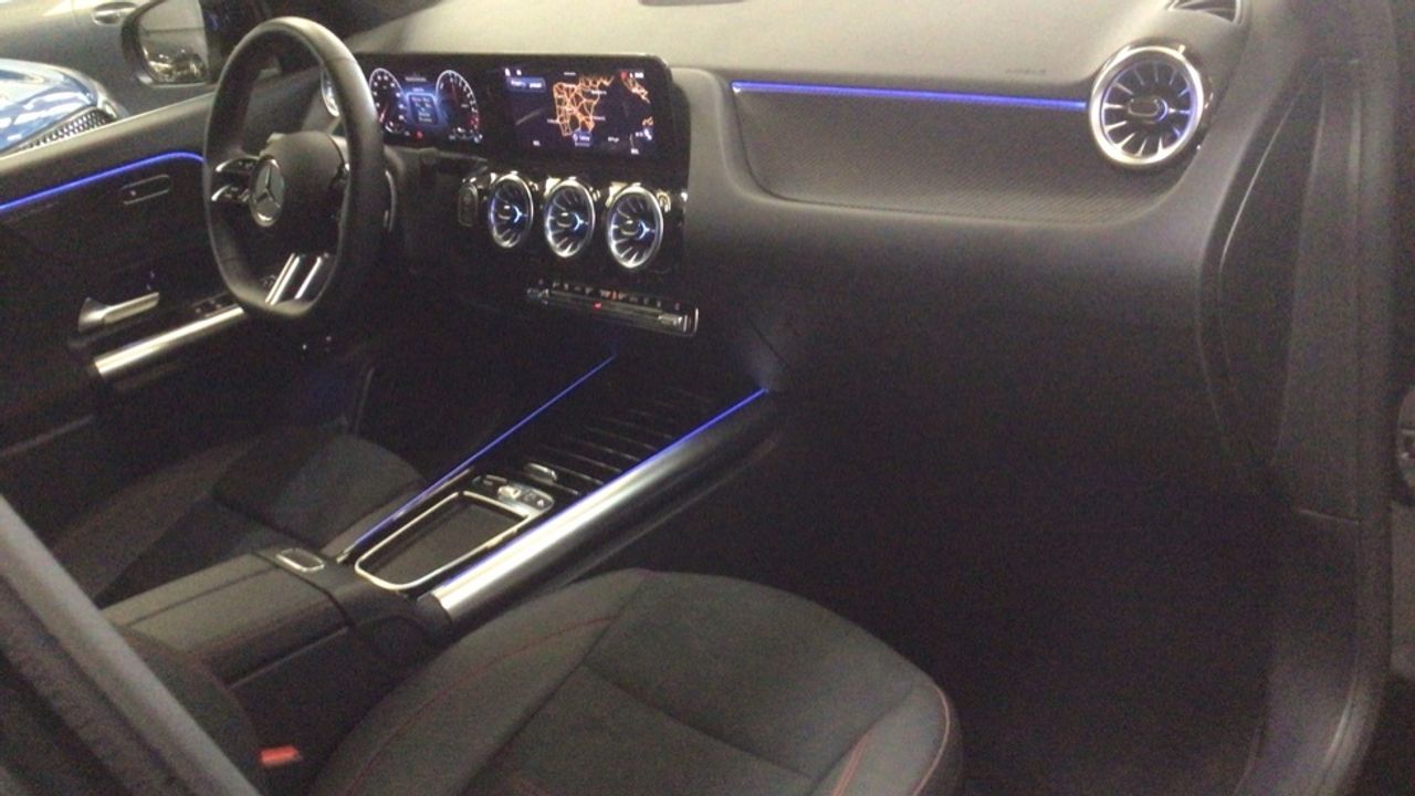 mercedes-benz-gla-250-e-con-tecnologia-hibrida-eq-imagen-9