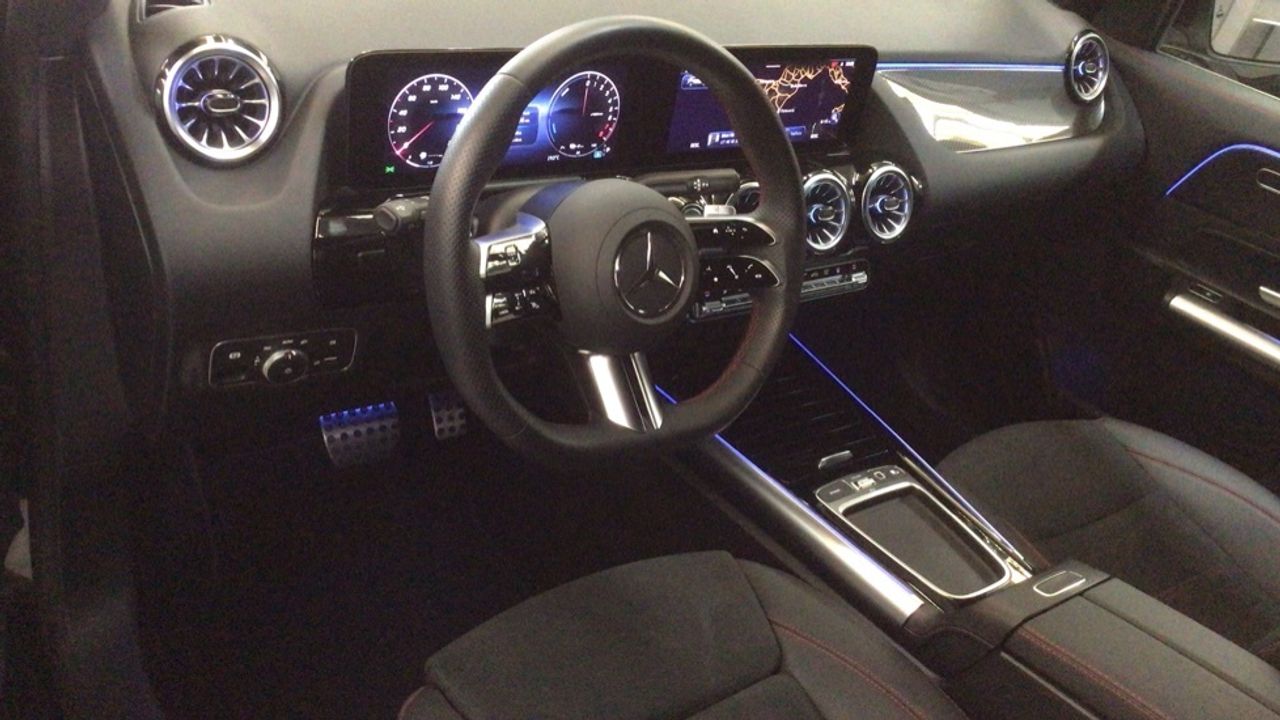 mercedes-benz-gla-250-e-con-tecnologia-hibrida-eq-imagen-5