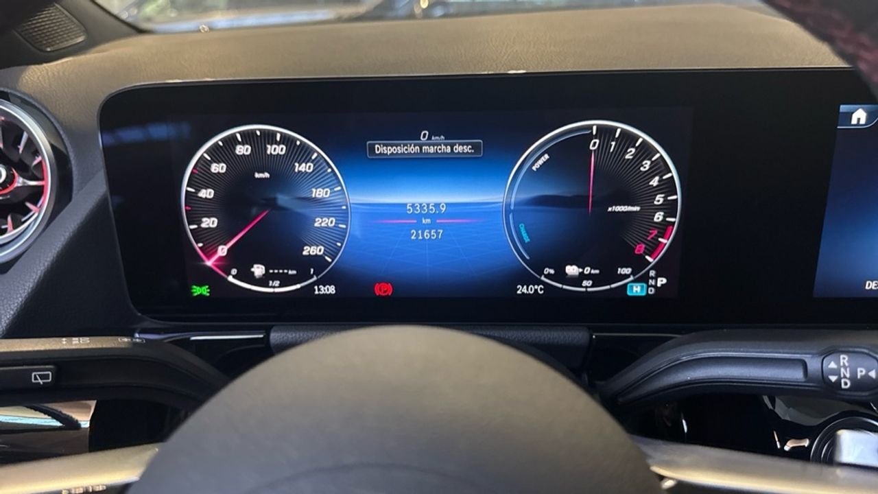 mercedes-benz-gla-250-e-con-tecnologia-hibrida-eq-imagen-16