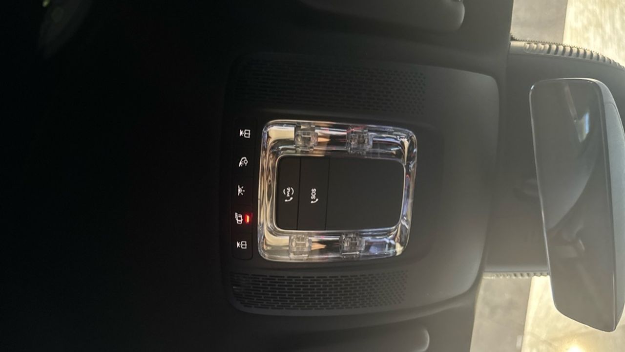 mercedes-benz-gla-250-e-con-tecnologia-hibrida-eq-imagen-17