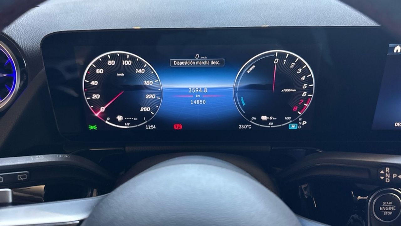 mercedes-benz-gla-250-e-con-tecnologia-hibrida-eq-imagen-16