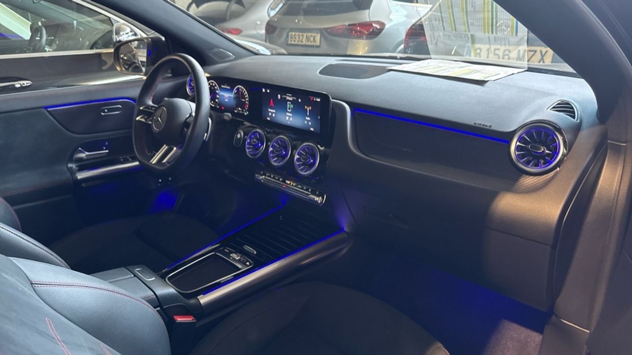 mercedes-benz-gla-250-e-con-tecnologia-hibrida-eq-imagen-9