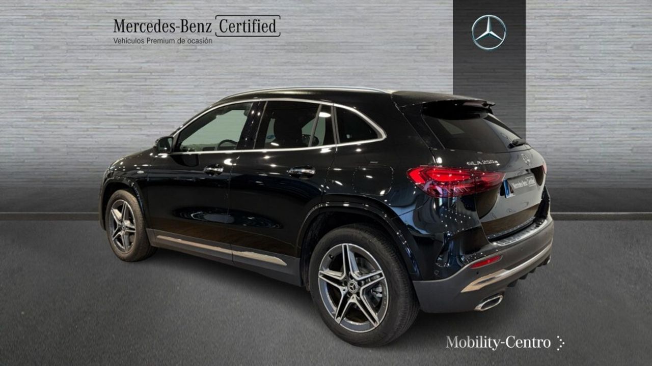 mercedes-benz-gla-250-e-con-tecnologia-hibrida-eq-imagen-3