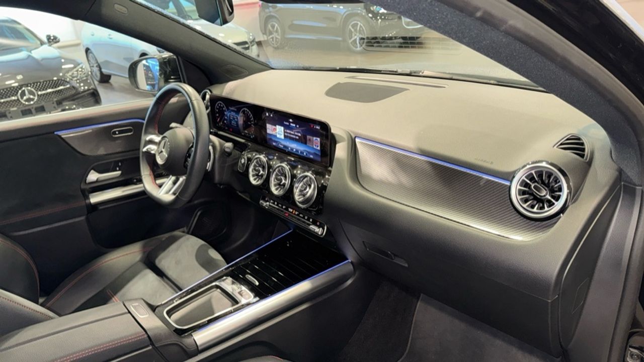 mercedes-benz-gla-250-e-con-tecnologia-hibrida-eq-imagen-9