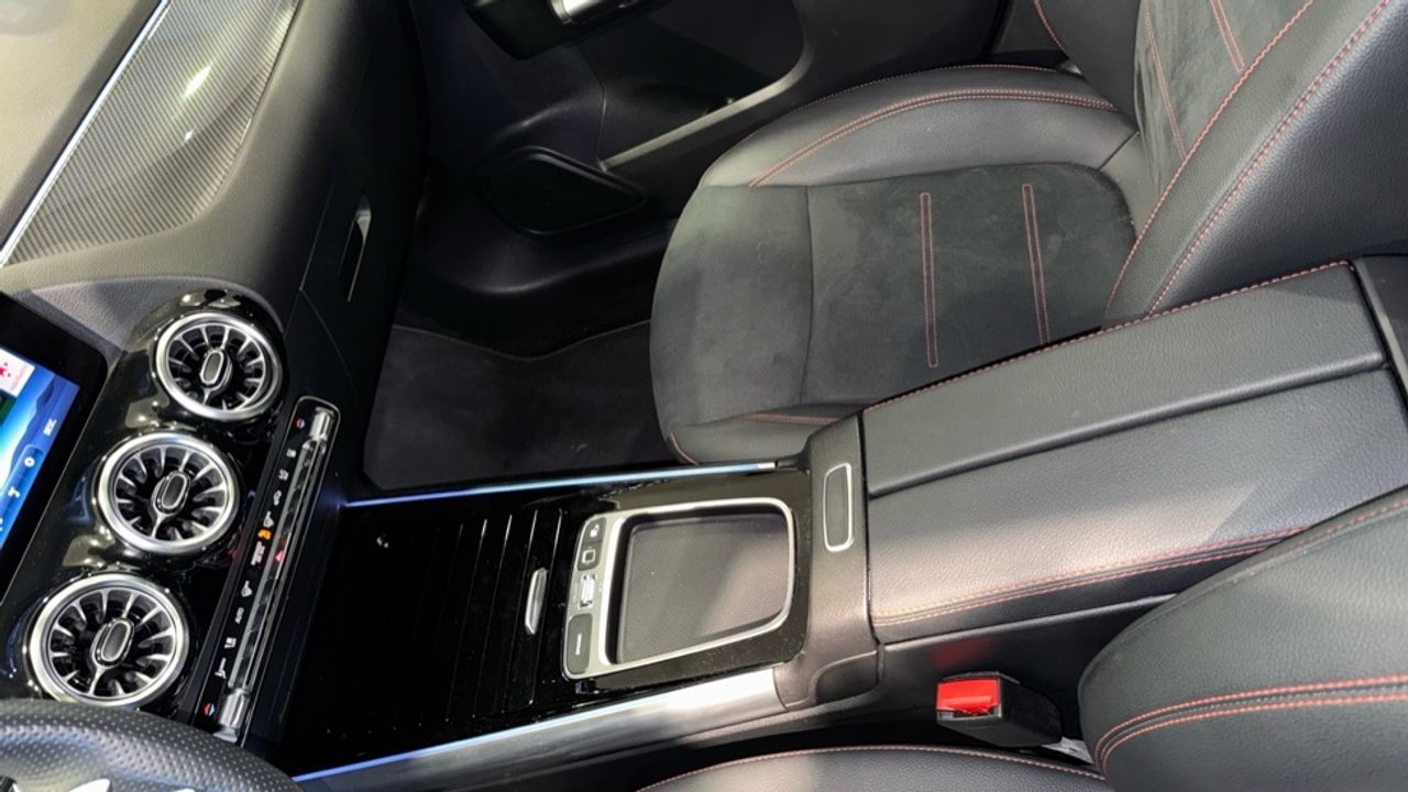 mercedes-benz-gla-250-e-con-tecnologia-hibrida-eq-imagen-20