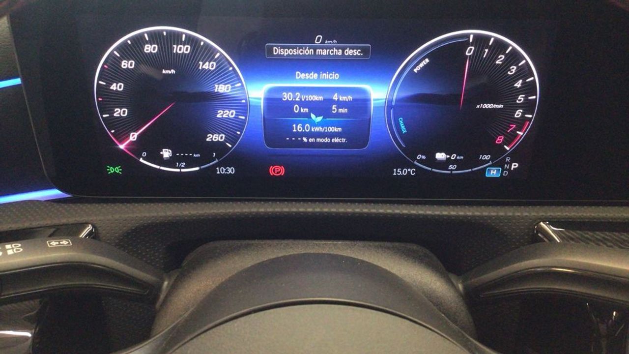 mercedes-clase-a-a-250-e-con-tecnologia-hibrida-eq-imagen-17