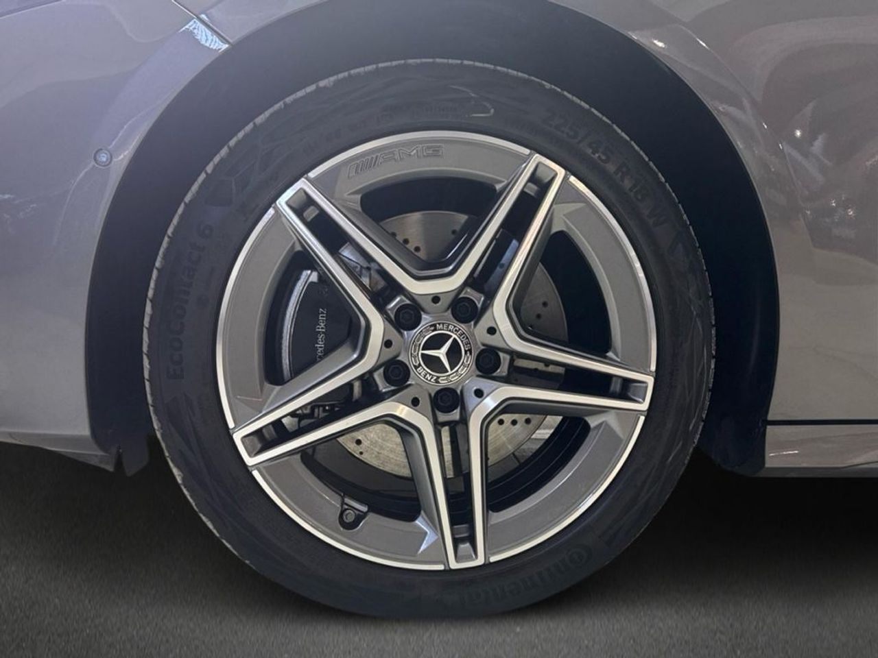 mercedes-benz-clase-a-250-e-compacto-con-tecnologia-hibrida-eq-imagen-4