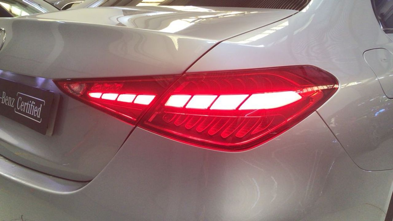 mercedes-clase-c-c-300-e-eq-berlina-imagen-14