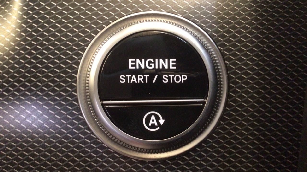 mercedes-clase-c-c-220-d-berlina-imagen-21