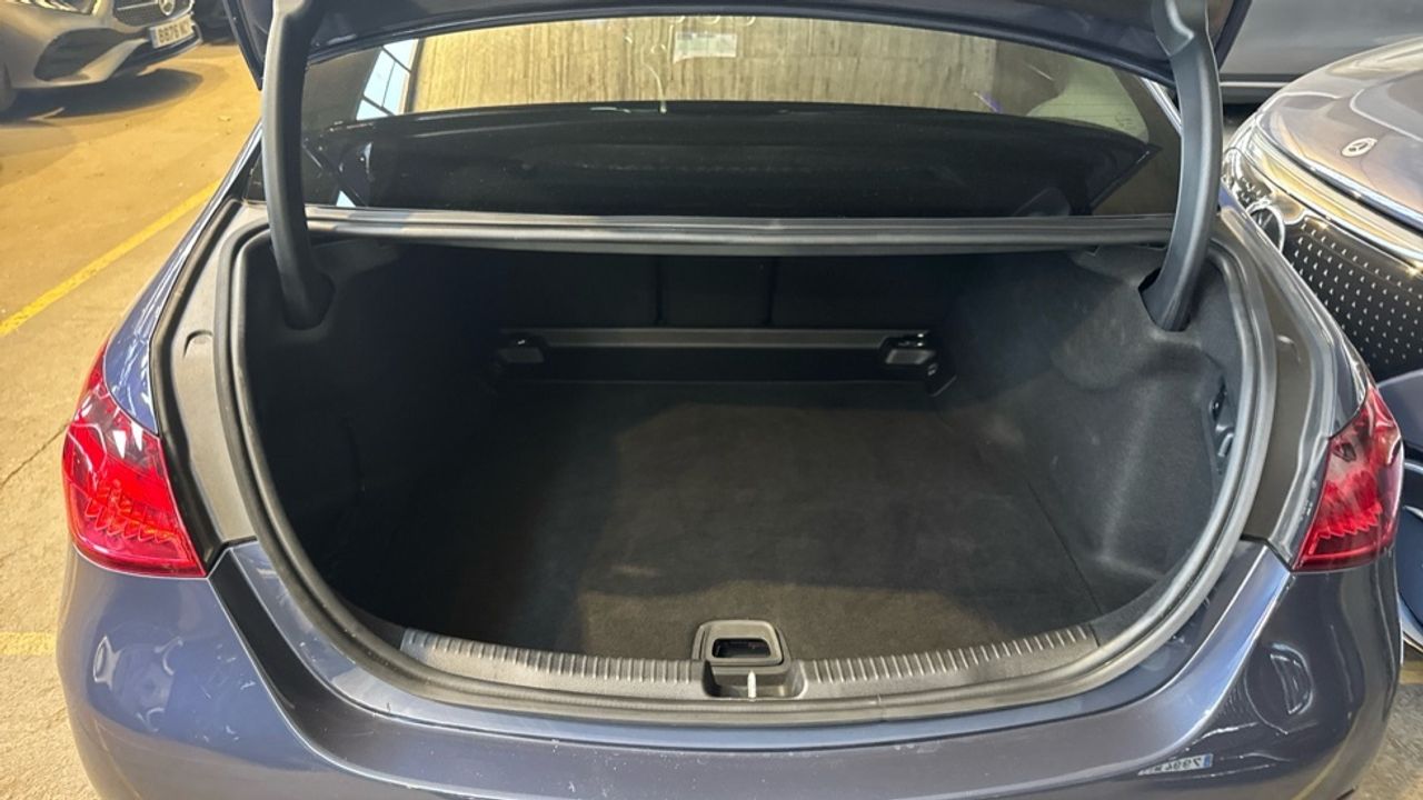 mercedes-clase-c-c-220-d-berlina-imagen-12