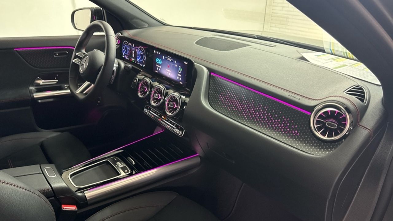 mercedes-eqa-300-4matic-imagen-9