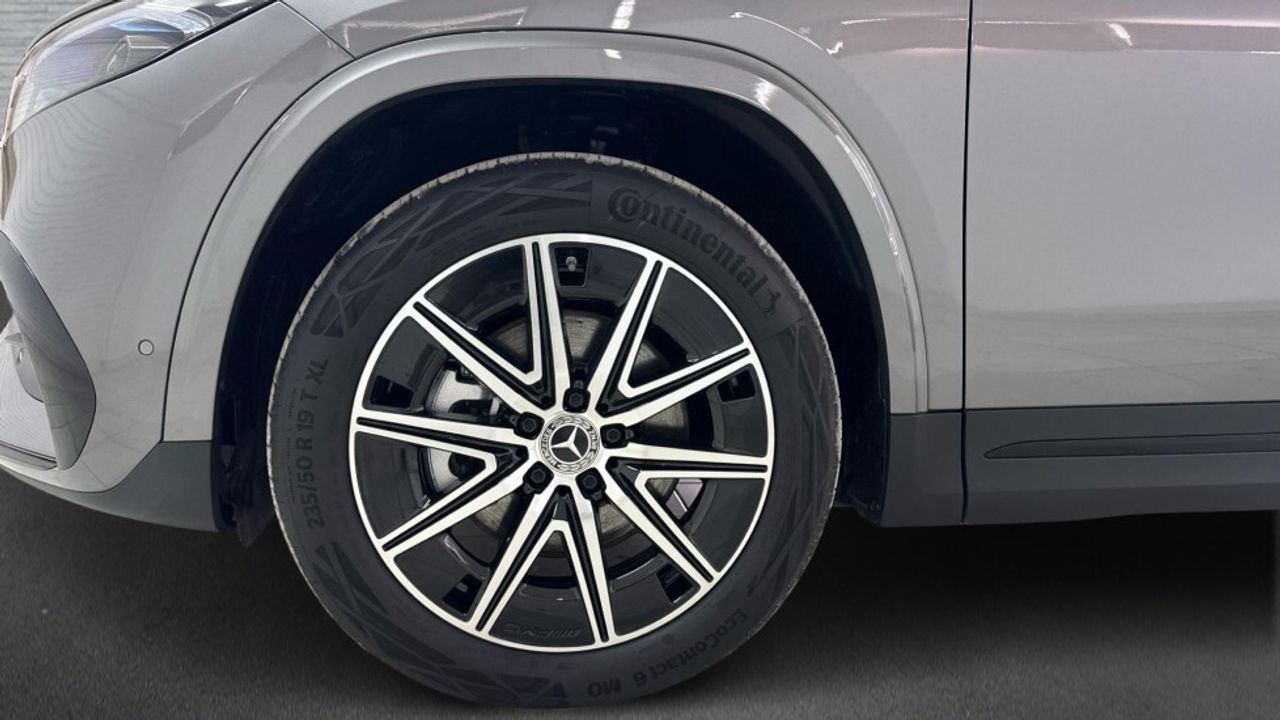 mercedes-eqa-300-4matic-imagen-4