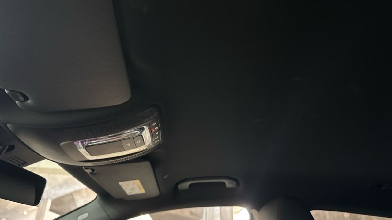 mercedes-eqa-300-4matic-imagen-14