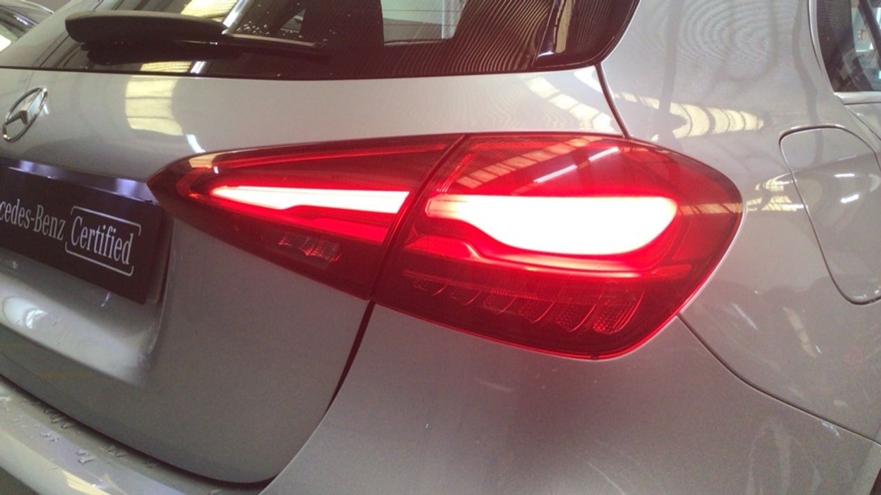 mercedes-clase-a-a-250-e-con-tecnologia-hibrida-eq-imagen-14