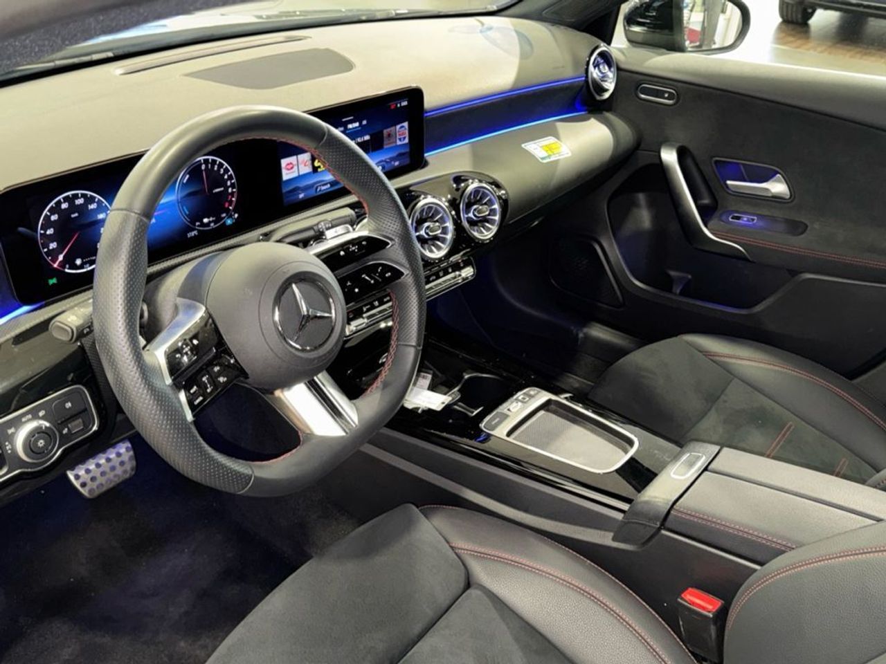 mercedes-clase-a-a-250-e-con-tecnologia-hibrida-eq-imagen-5