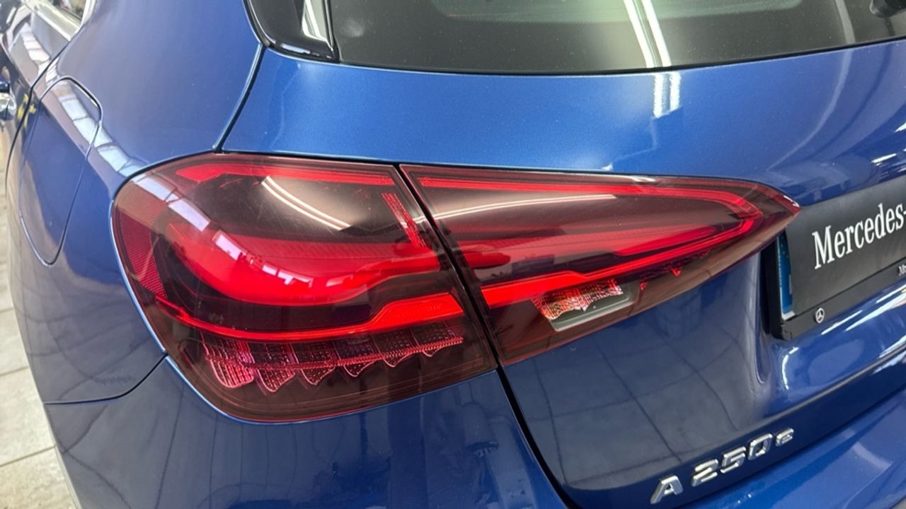 mercedes-clase-a-a-250-e-con-tecnologia-hibrida-eq-imagen-22