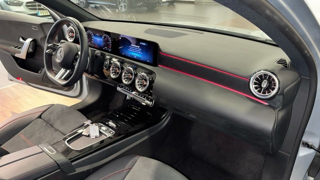 mercedes-clase-a-a-250-e-con-tecnologia-hibrida-eq-imagen-9
