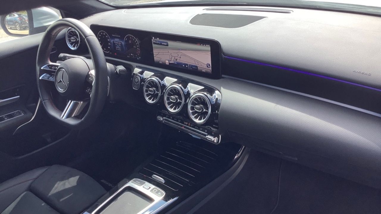 mercedes-clase-a-a-250-e-con-tecnologia-hibrida-eq-imagen-9