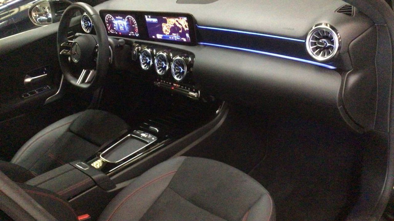 mercedes-clase-a-a-250-e-con-tecnologia-hibrida-eq-imagen-9