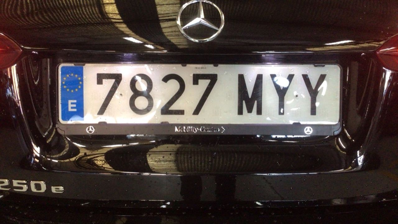 mercedes-clase-a-a-250-e-con-tecnologia-hibrida-eq-imagen-24