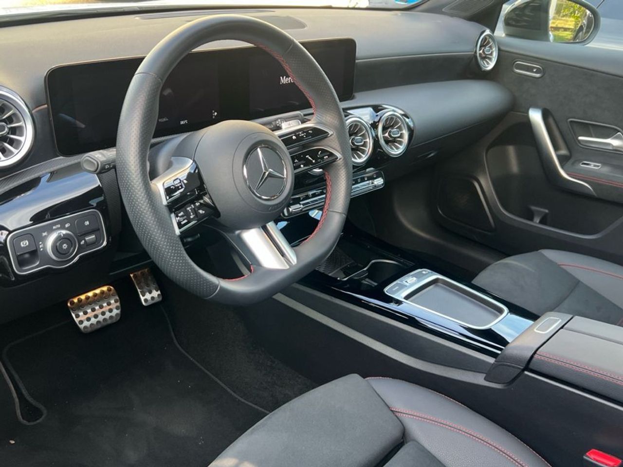 mercedes-clase-a-a-250-e-con-tecnologia-hibrida-eq-imagen-5