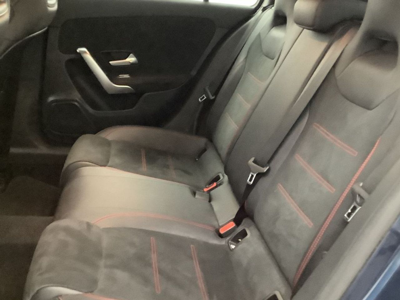 mercedes-clase-a-a-180-d-imagen-9