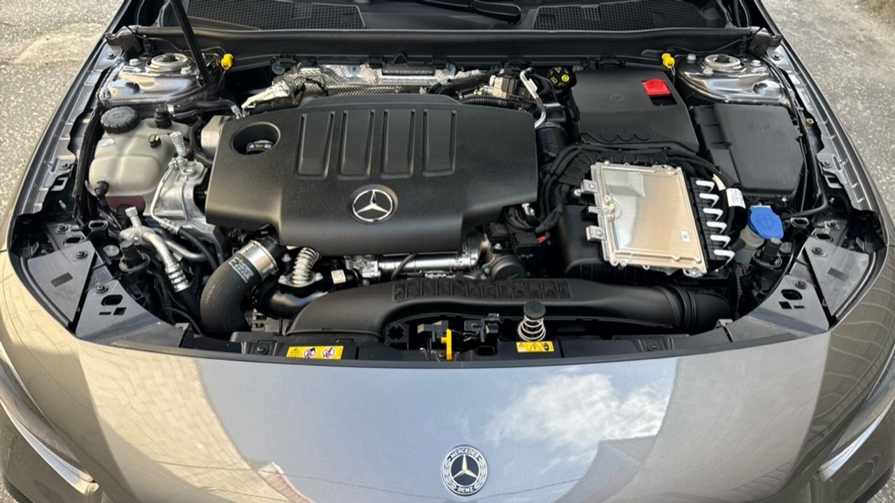 mercedes-clase-a-a-180-d-imagen-16