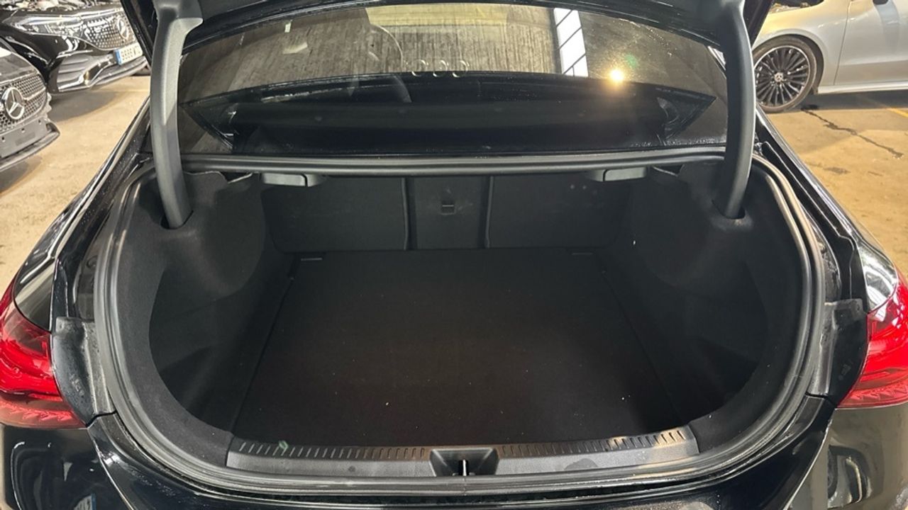 mercedes-clase-a-a-180-d-sedan-imagen-13